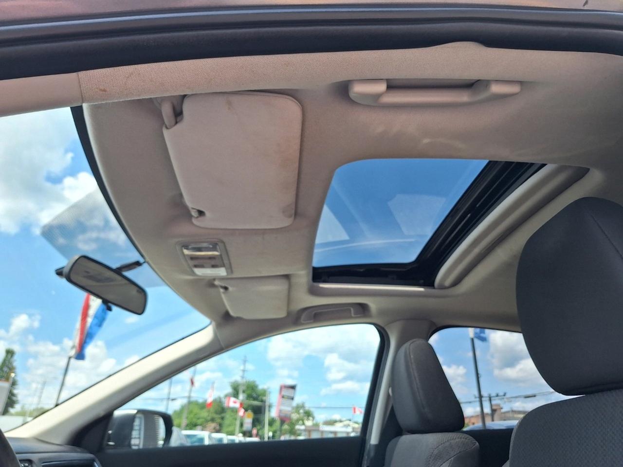 2017 Honda HR-V 4WD EX CVT Photo