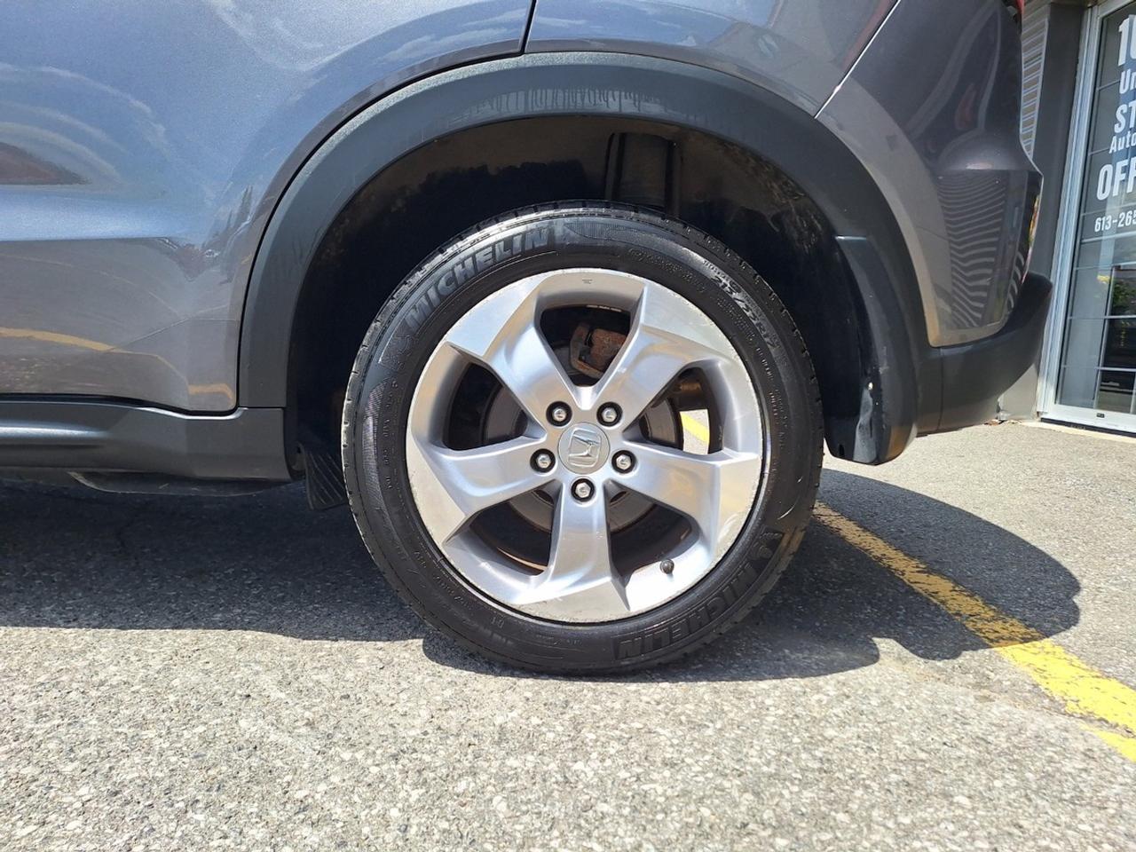 2017 Honda HR-V 4WD EX CVT Photo