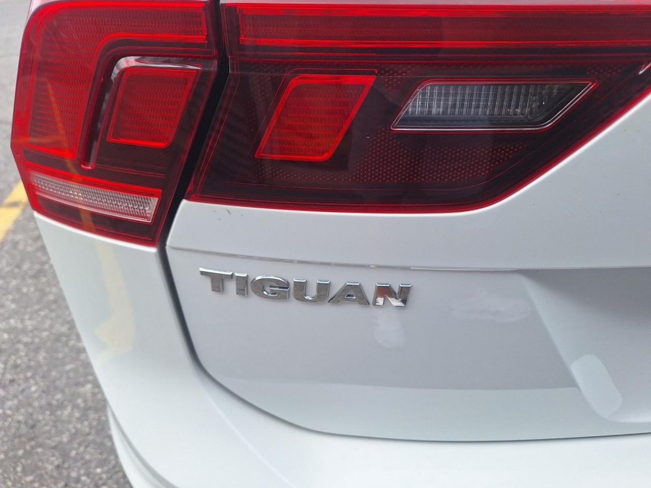 2018 Volkswagen Tiguan Comfortline 4MOTION *Ltd Avail* Photo