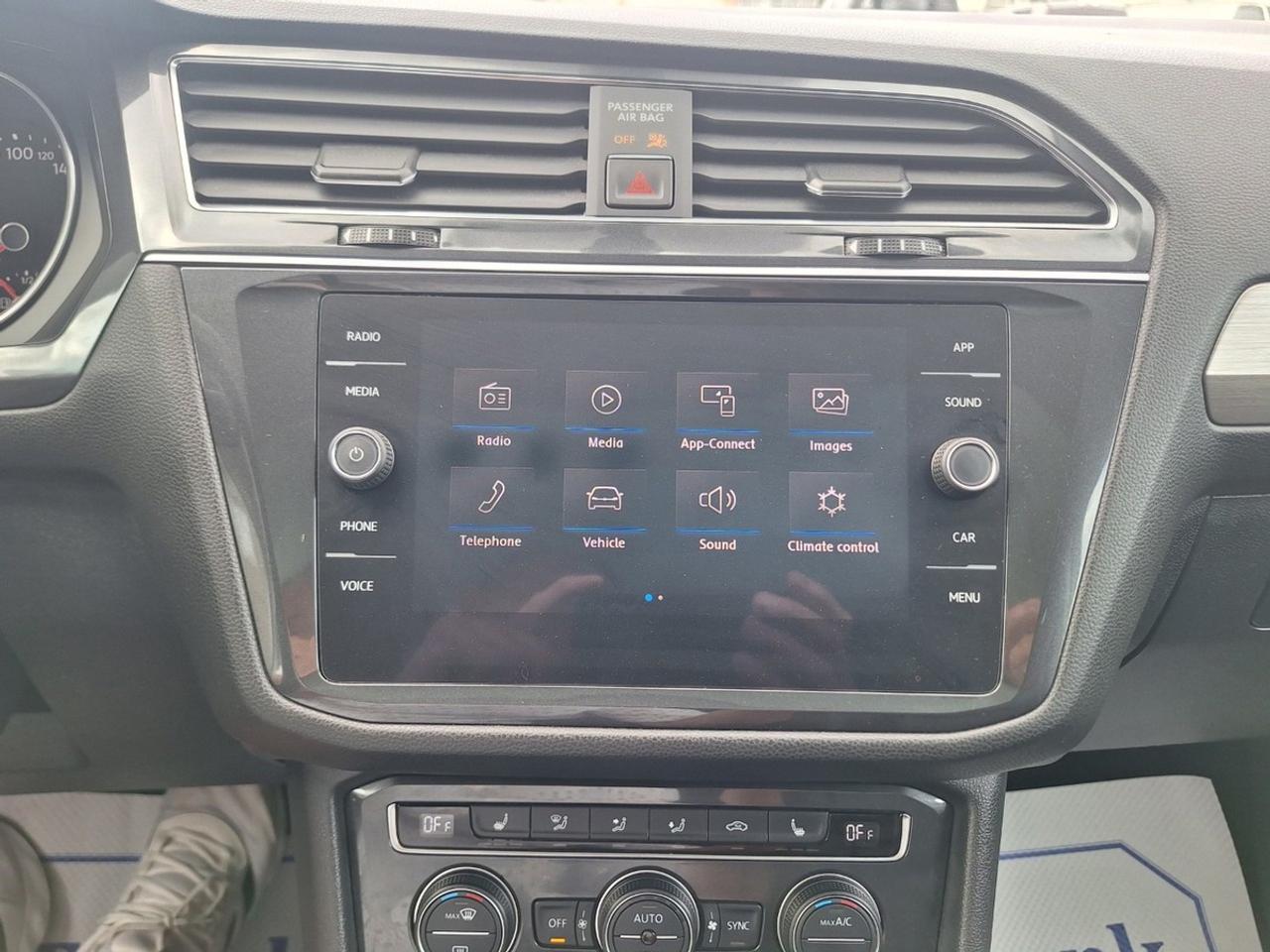 2018 Volkswagen Tiguan Comfortline 4MOTION *Ltd Avail* Photo