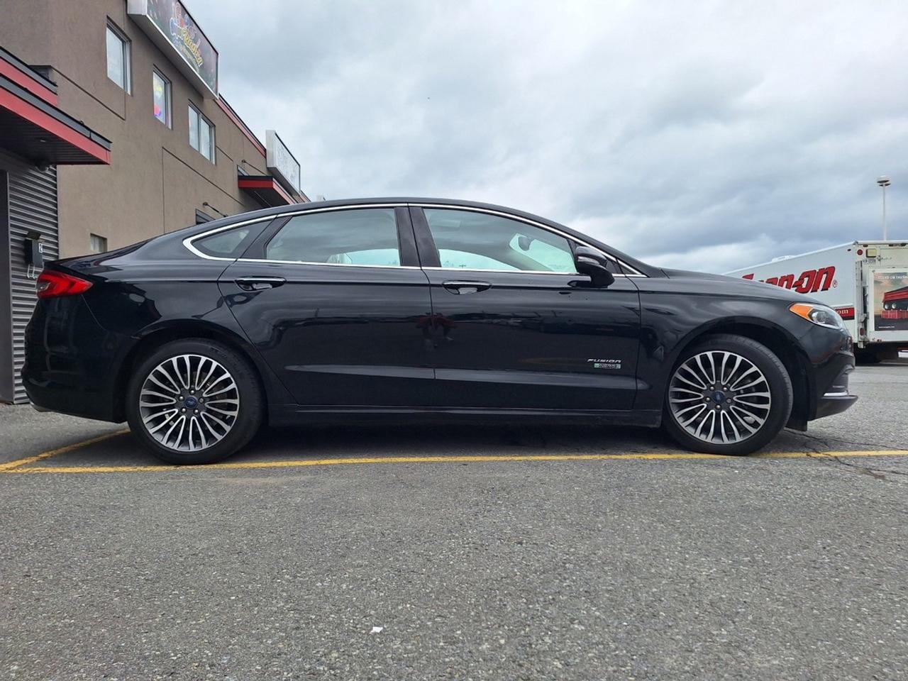 2018 Ford Fusion Energi SE FWD Photo