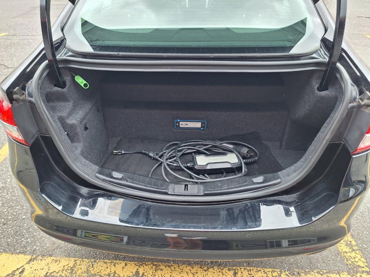 2018 Ford Fusion Energi SE FWD Photo