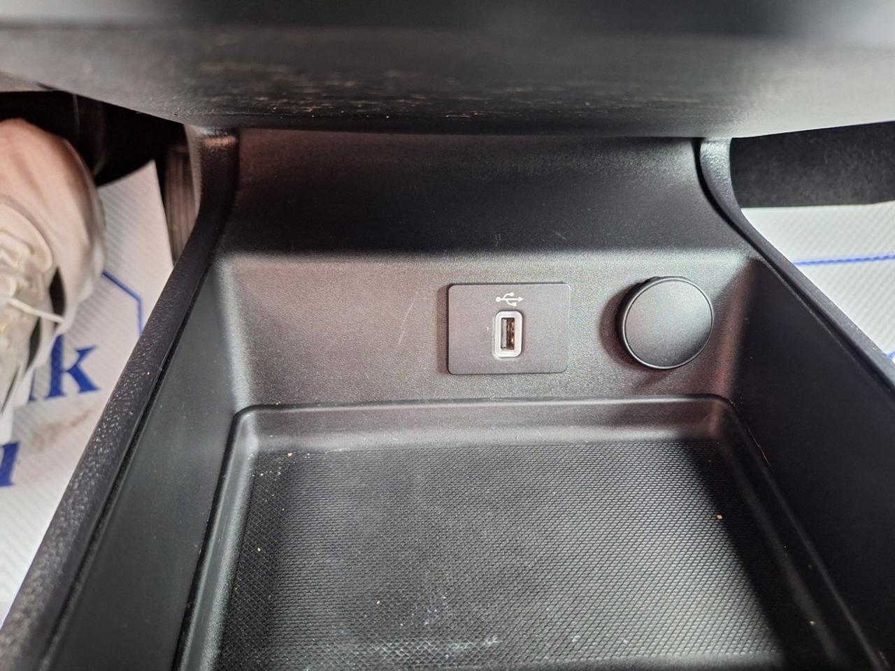 2018 Ford Fusion Energi SE FWD Photo