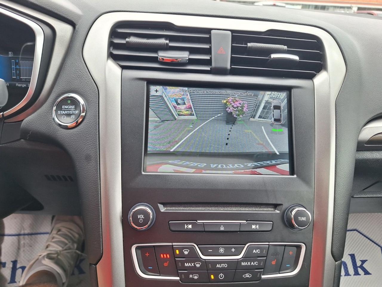 2018 Ford Fusion Energi SE FWD Photo