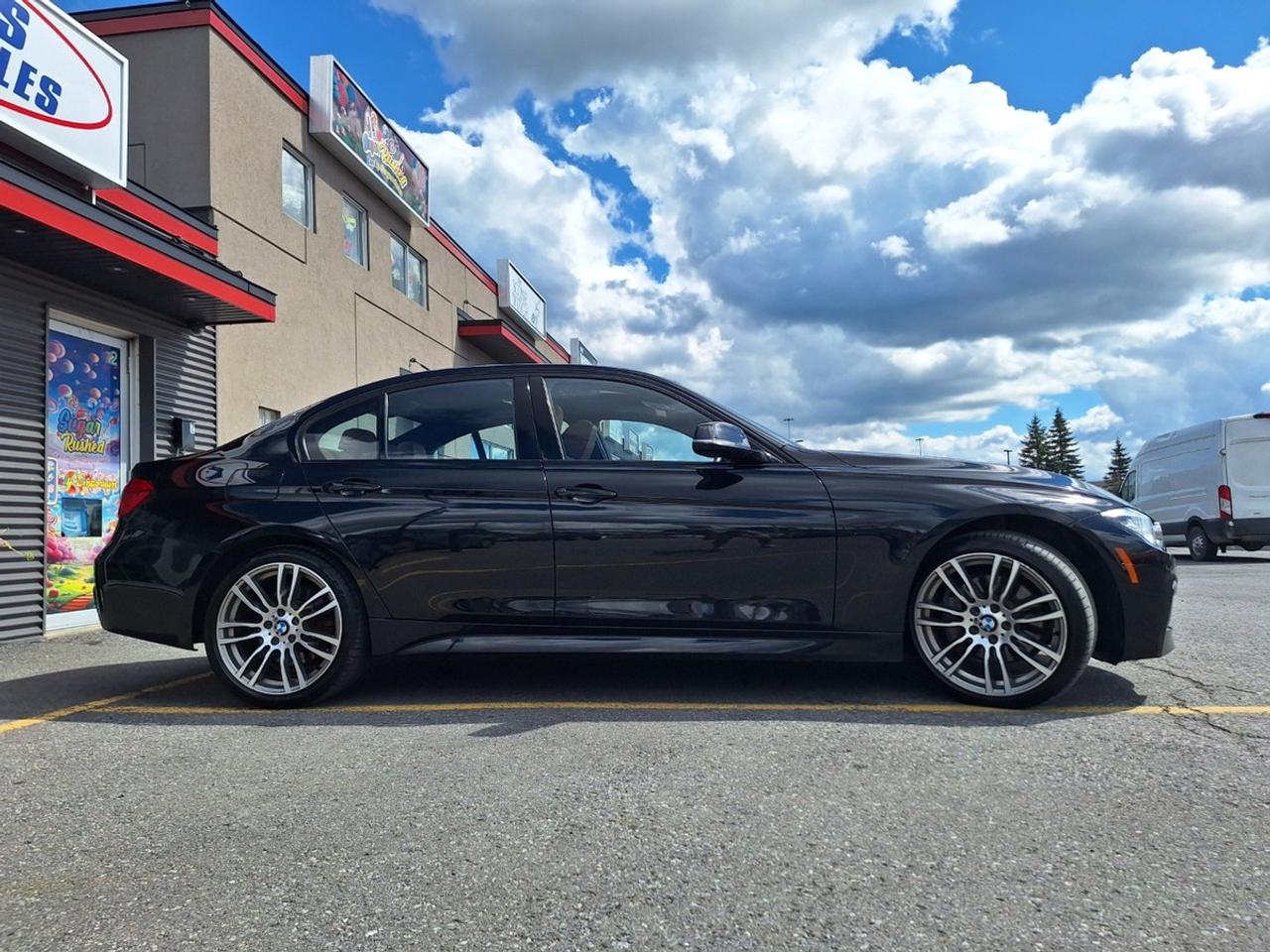 2018 BMW 3 Series 330i xDrive Sedan South Africa Photo