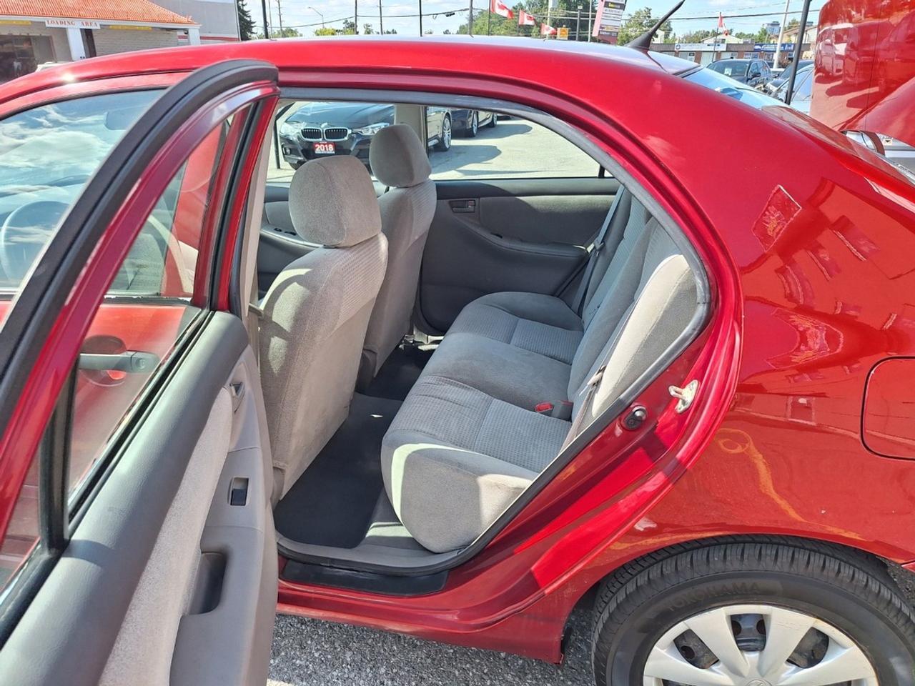 2005 Toyota Corolla 4DR SDN CE AUTO Photo