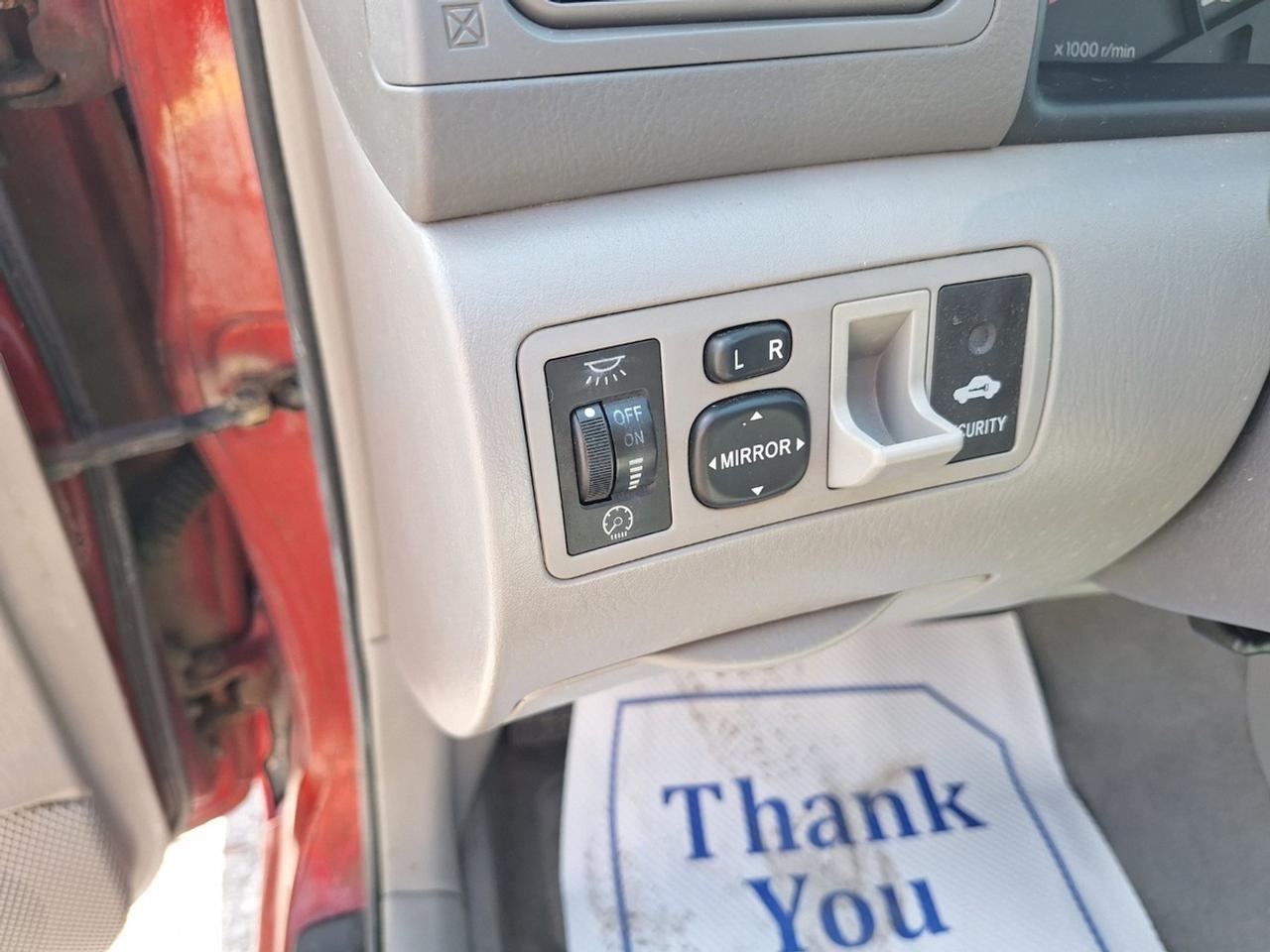 2005 Toyota Corolla 4DR SDN CE AUTO Photo