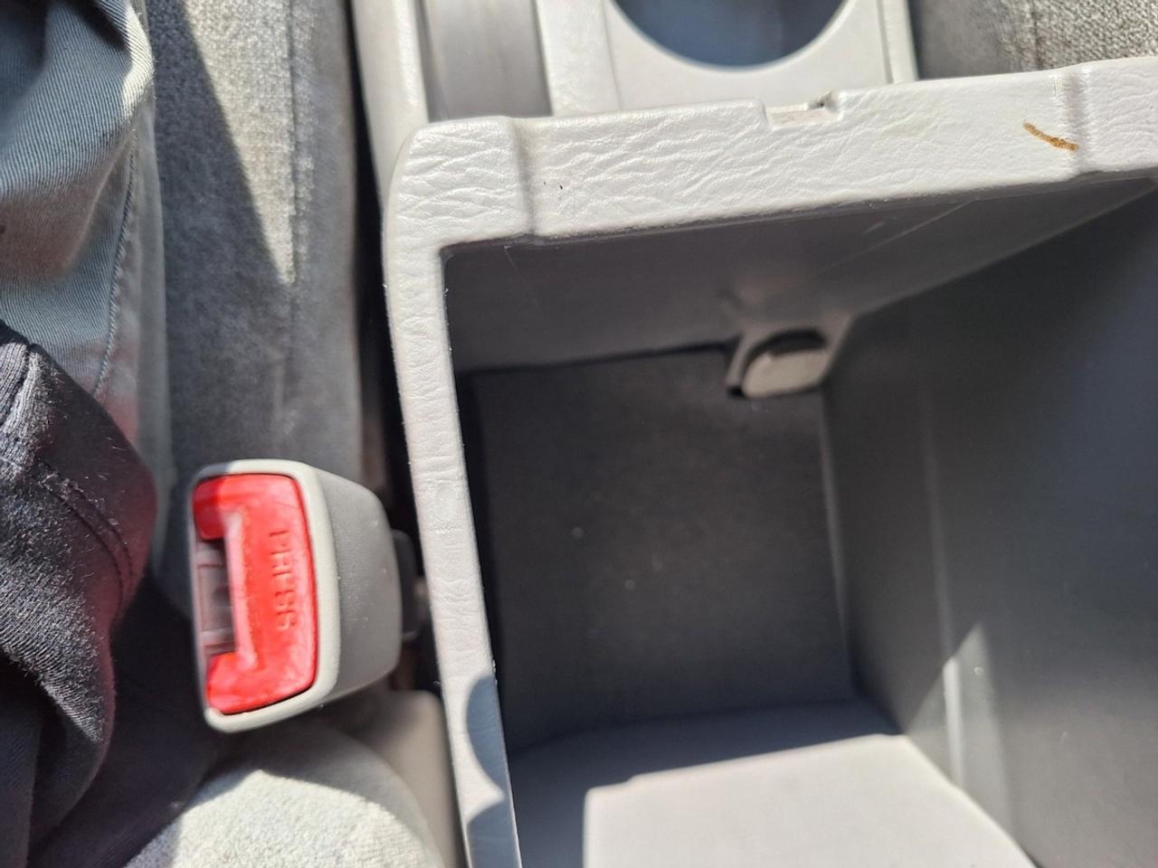 2005 Toyota Corolla 4DR SDN CE AUTO Photo