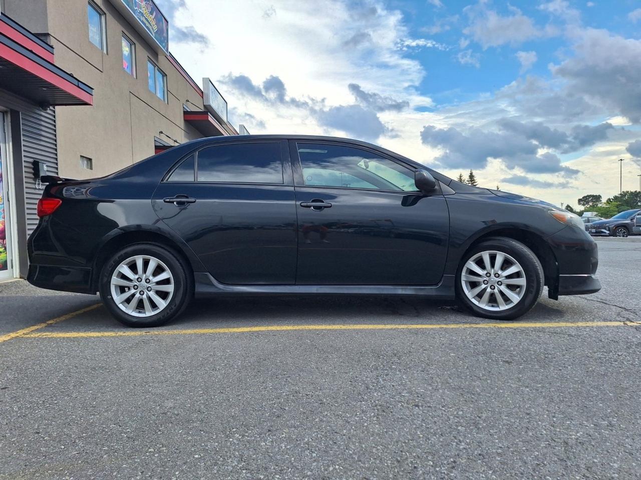 2010 Toyota Corolla  Photo3