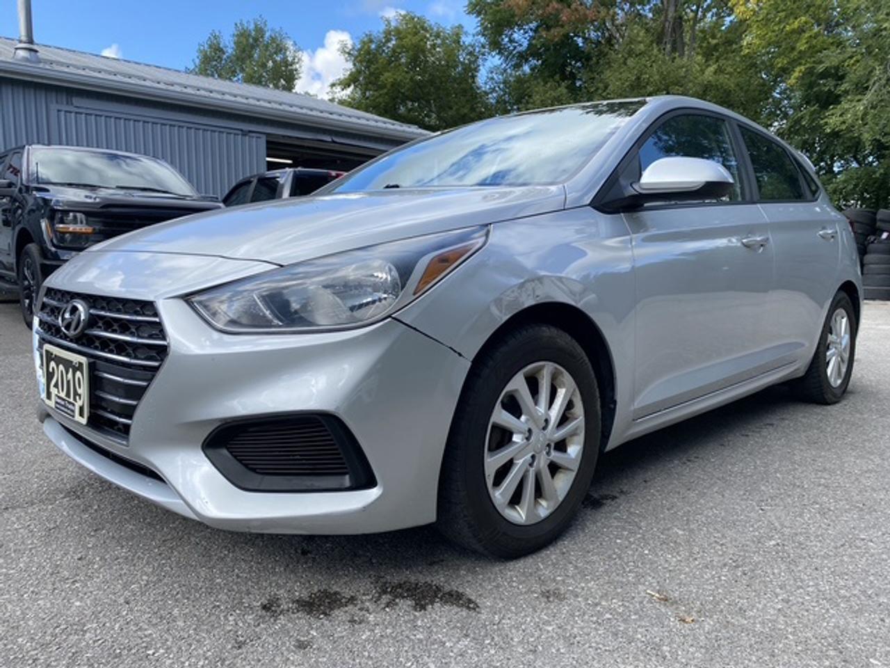 2019 Hyundai Accent SE PREFFERED Photo0
