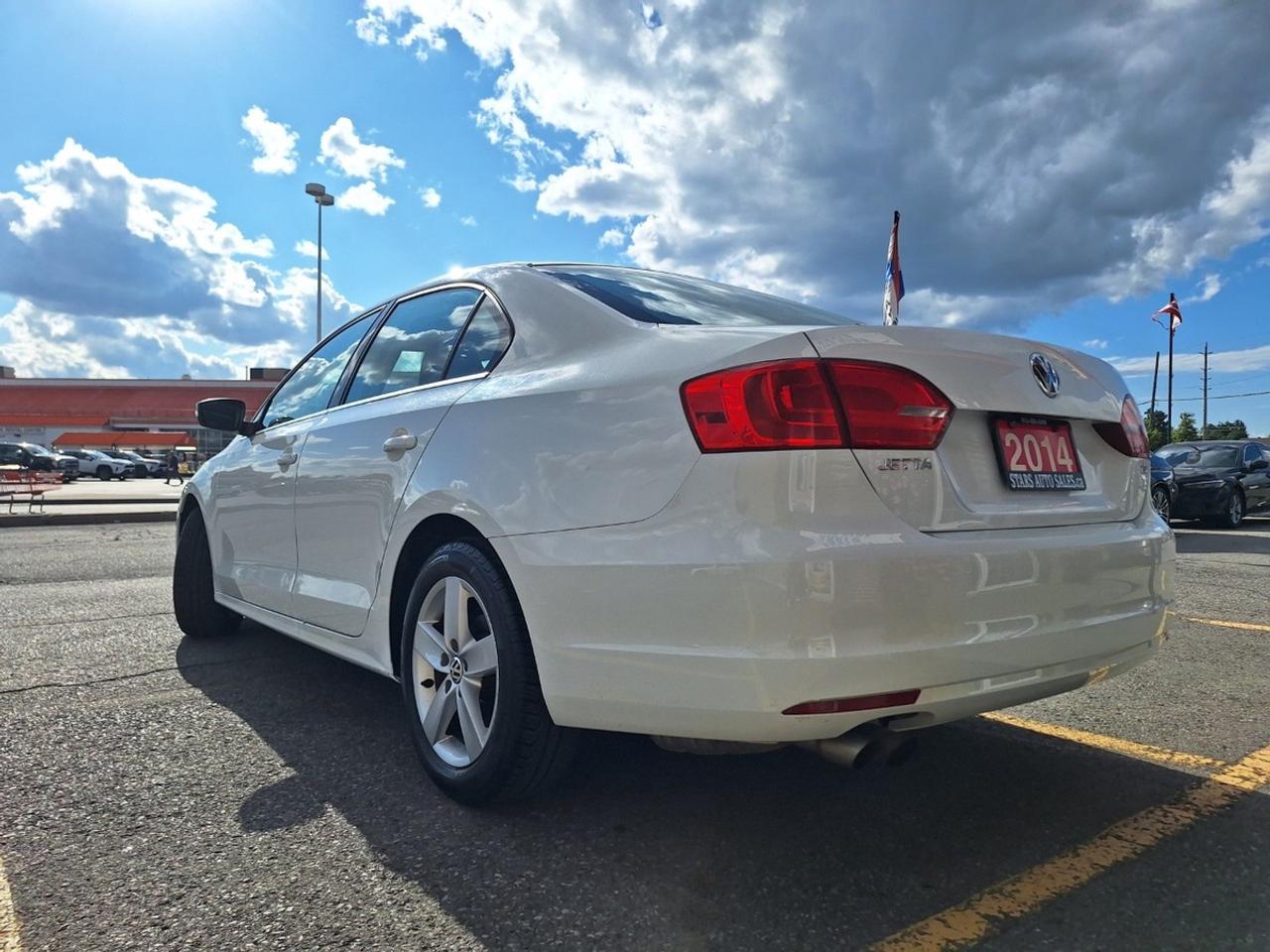 2014 Volkswagen Jetta Sedan 4dr 1.8 TSI Auto Comfortline Photo