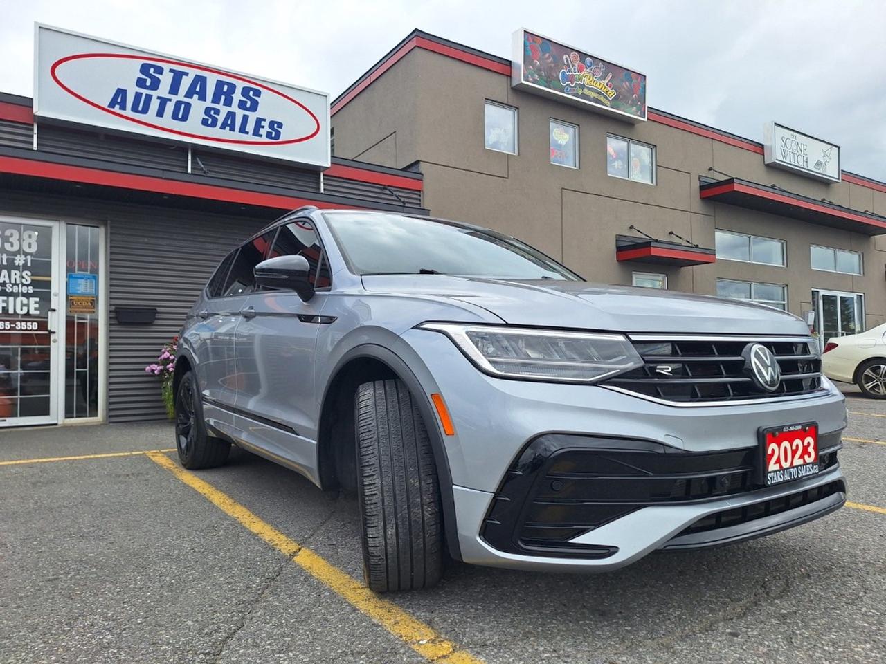 2023 Volkswagen Tiguan Comfortline R-Line Black Edition 4MOTION Photo