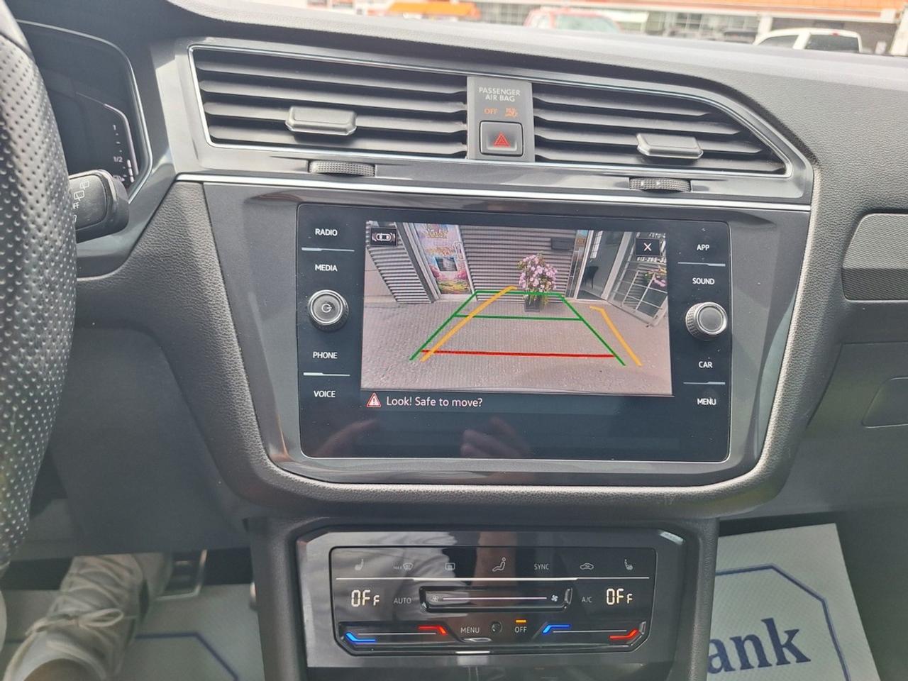 2023 Volkswagen Tiguan Comfortline R-Line Black Edition 4MOTION Photo