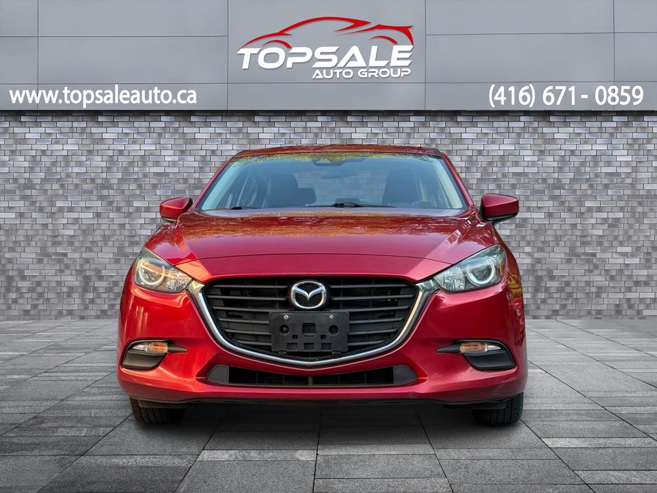2018 Mazda MAZDA3 SE Photo