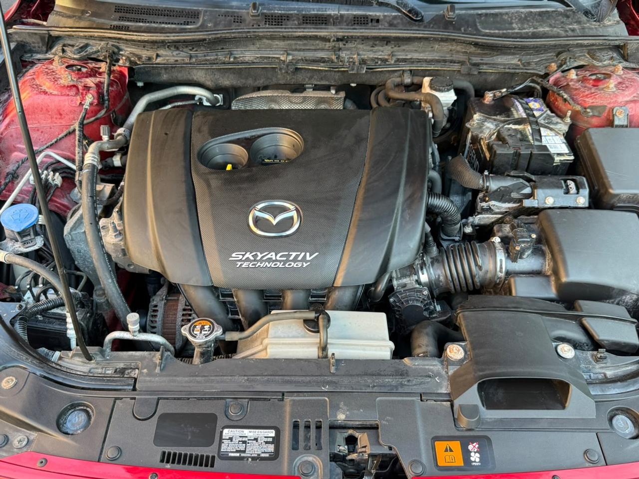 2018 Mazda MAZDA3 SE Photo