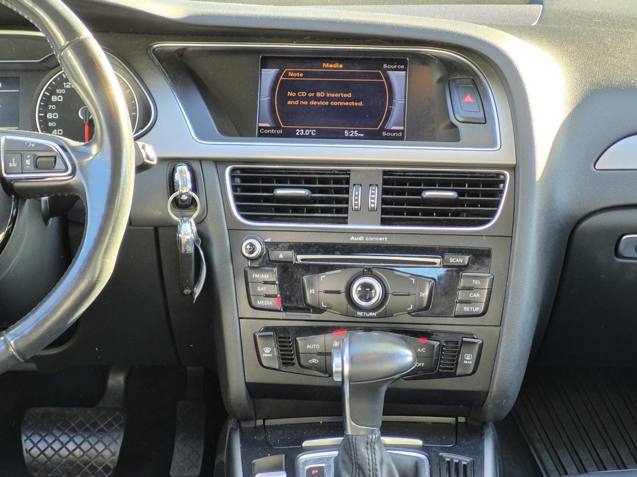 2014 Audi A4 Komfort Photo
