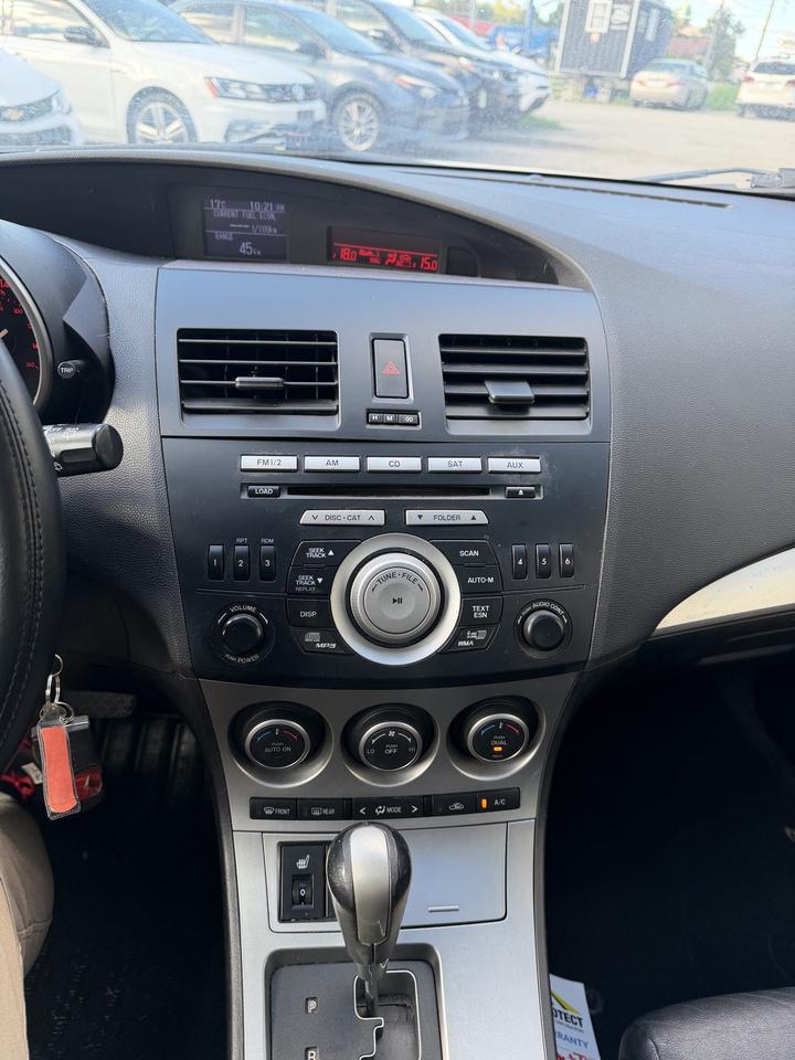 2010 Mazda MAZDA3 GS Photo