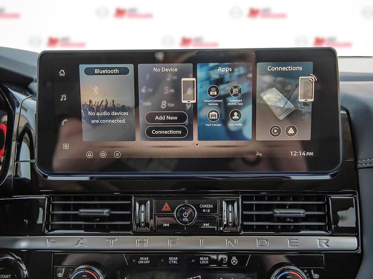 2026 Nissan Pathfinder Platinum Photo
