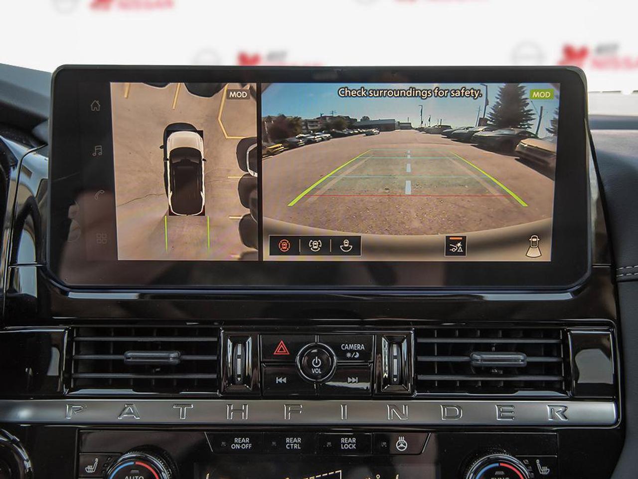 2026 Nissan Pathfinder Platinum Photo