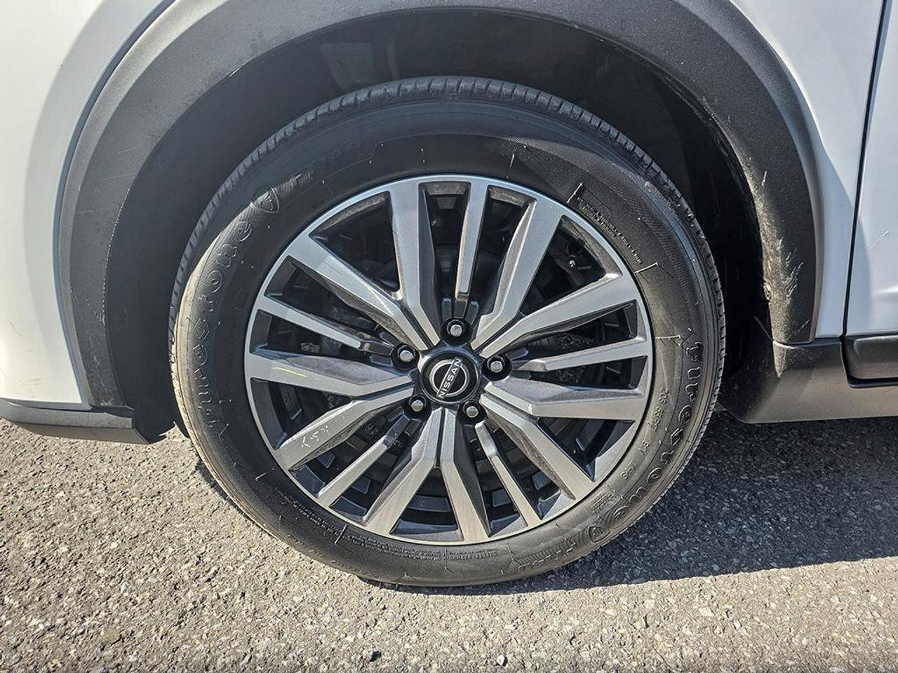 2025 Nissan Kicks Play SV | Android Auto | Apple Car Play | Heated Seats | Photo