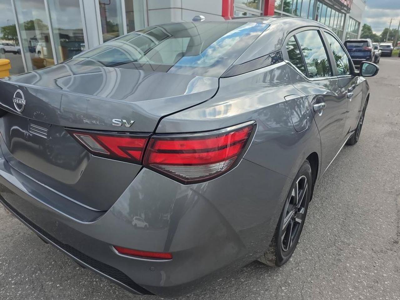 2024 Nissan Sentra SV | Apple Car Play | Android Auto | Heated Seats | Photo