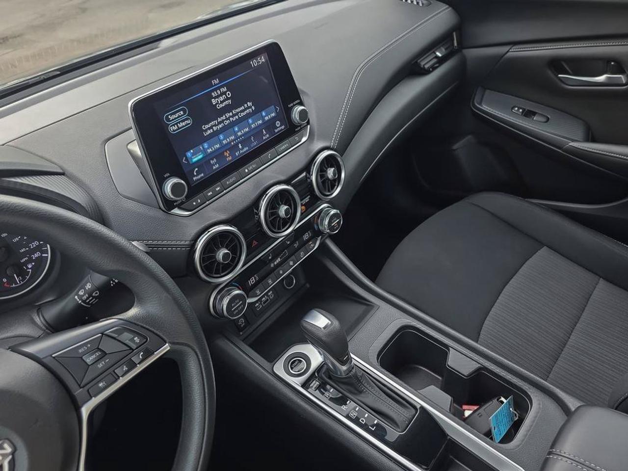 2024 Nissan Sentra SV | Apple Car Play | Android Auto | Heated Seats | Photo