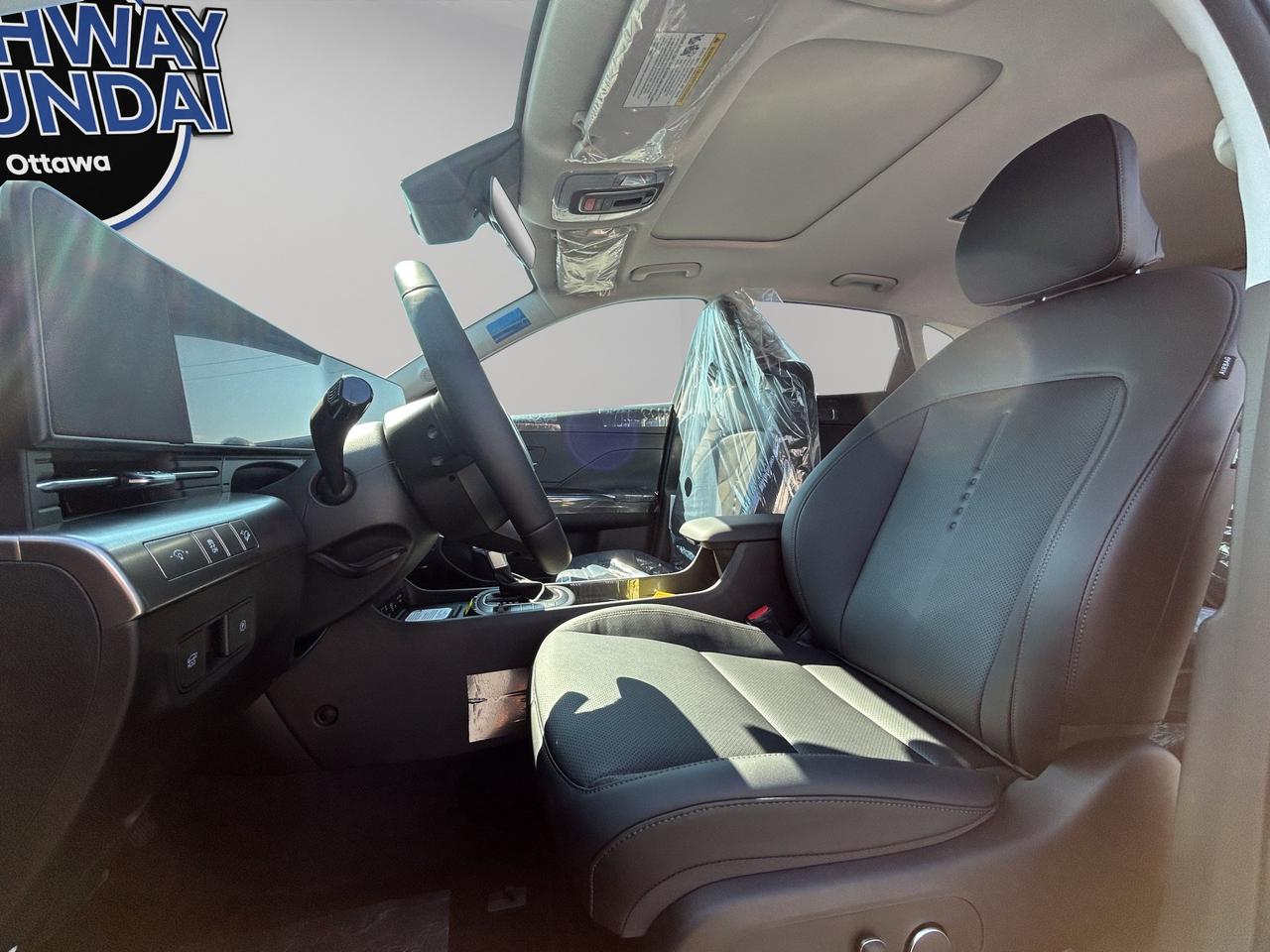 2027 Hyundai KONA LUXURY Photo
