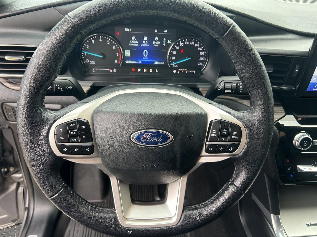 2022 Ford Explorer Limited | Adaptive Cruise control | Lane Keep Assist | Pre-Collision Assist | Photo