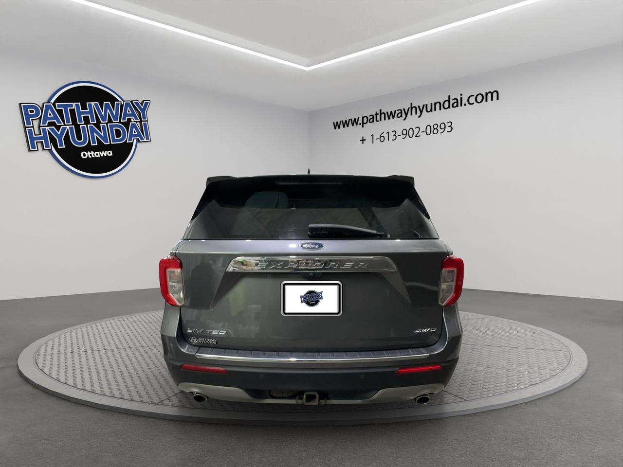 2022 Ford Explorer Limited | Adaptive Cruise control | Lane Keep Assist | Pre-Collision Assist | Photo