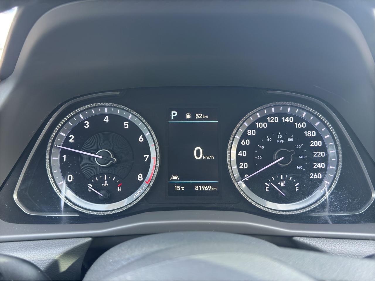 2022 Hyundai Sonata Luxury | Sunroof | Steering Assist | Lane Keep Assist | Rear Collision Mitigation Photo