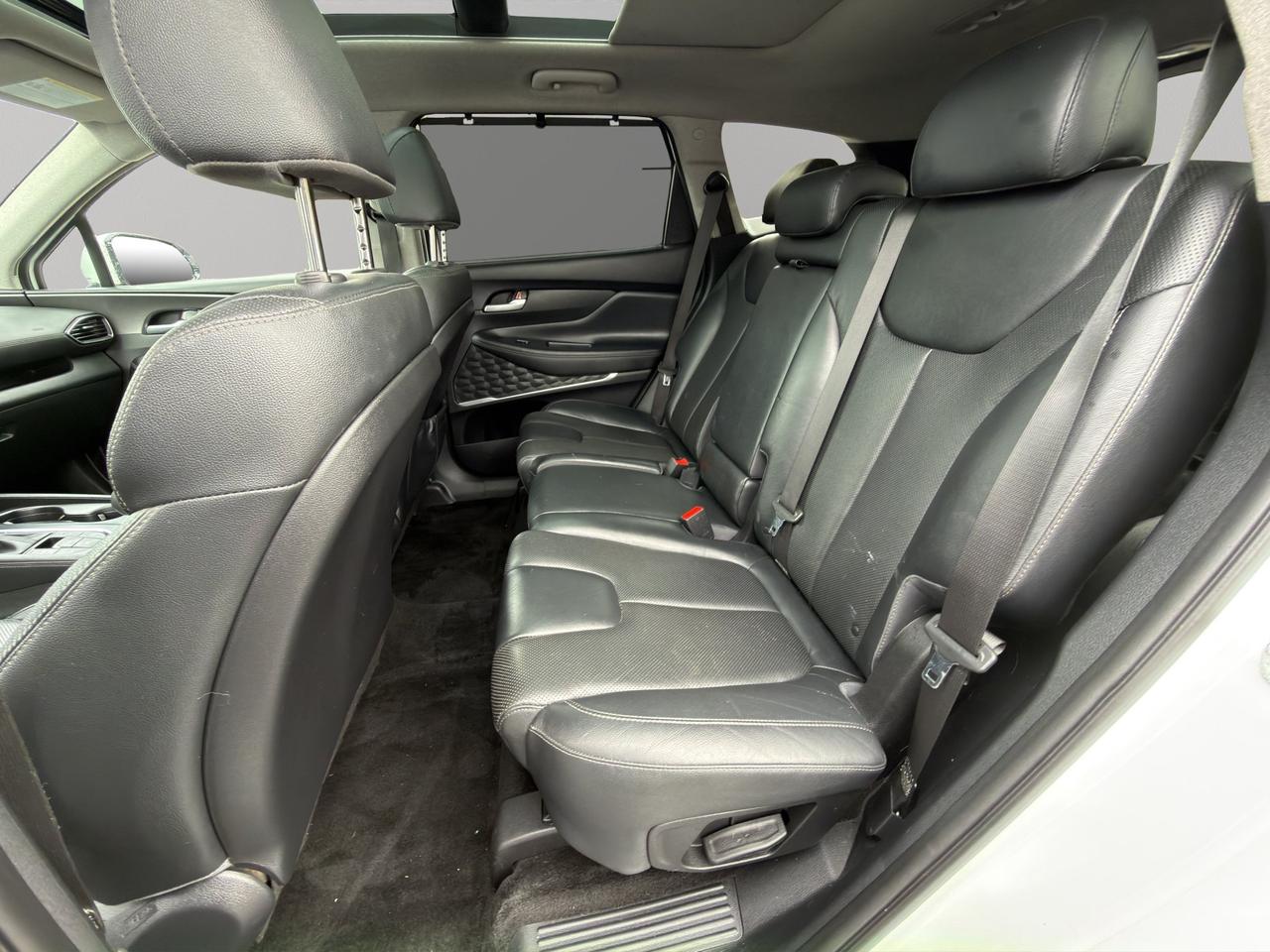 2020 Hyundai Santa Fe Preferred | Blind-Spot Monitoring | Lane Keeping Assist & Lane Departure Warning Photo