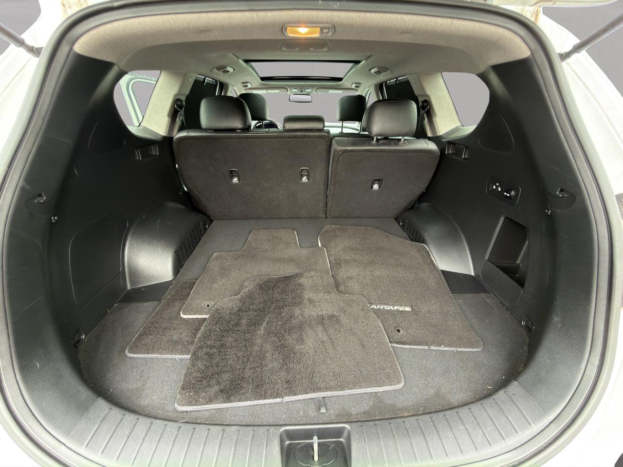 2020 Hyundai Santa Fe Preferred | Blind-Spot Monitoring | Lane Keeping Assist & Lane Departure Warning Photo