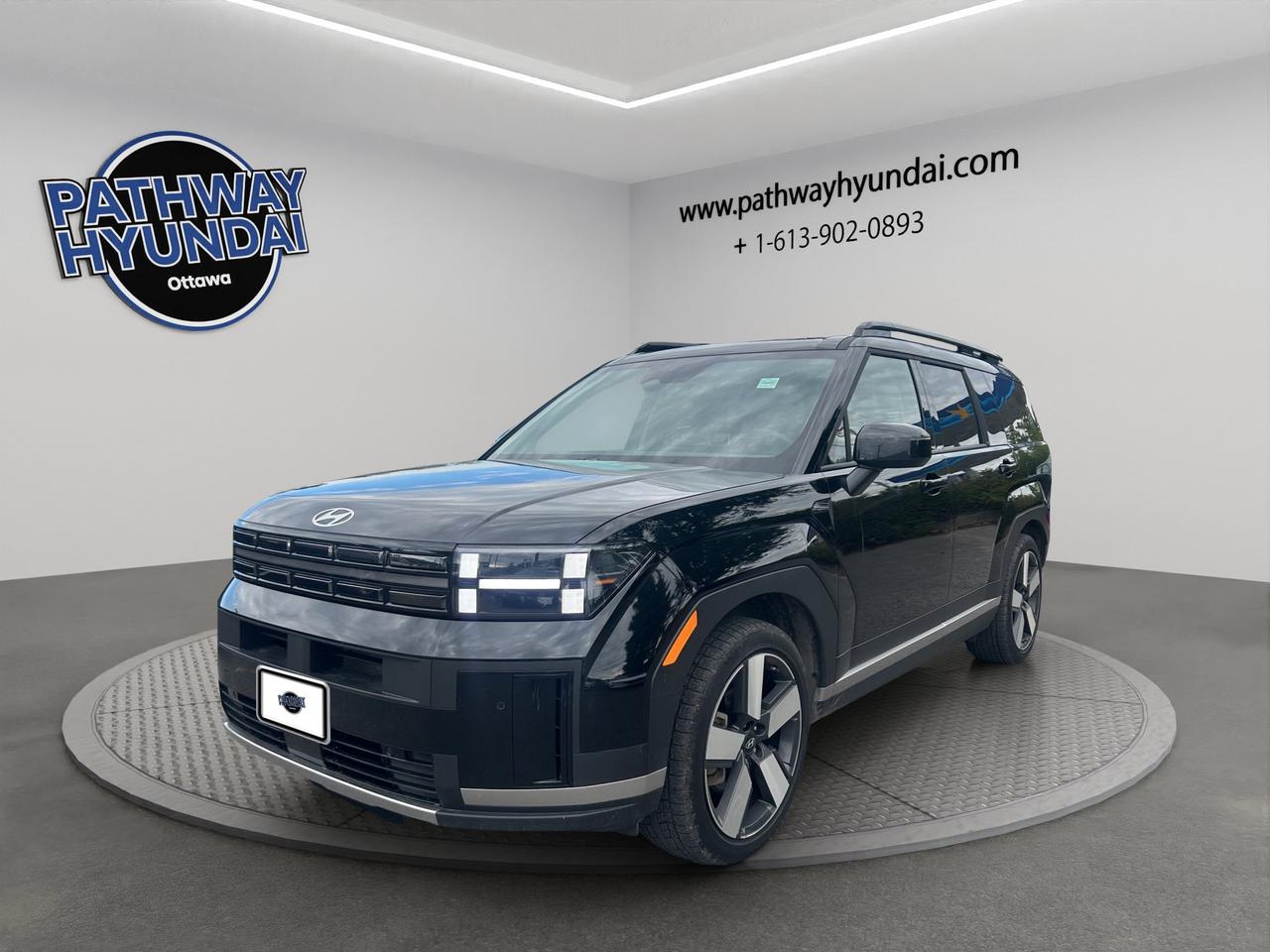 2025 Hyundai Santa Fe Hybrid Preferred | Trend PKG | Reverse Cam | Heated Seats Photo