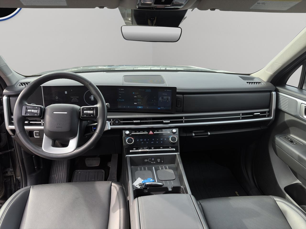 2025 Hyundai Santa Fe Hybrid Preferred | Trend PKG | Reverse Cam | Heated Seats Photo