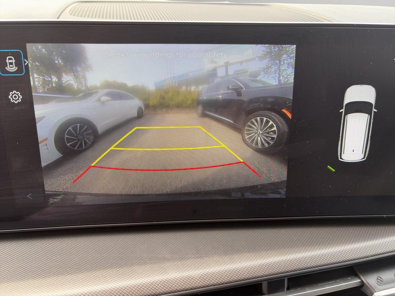 2025 Hyundai Santa Fe Hybrid Preferred | Trend PKG | Reverse Cam | Heated Seats Photo