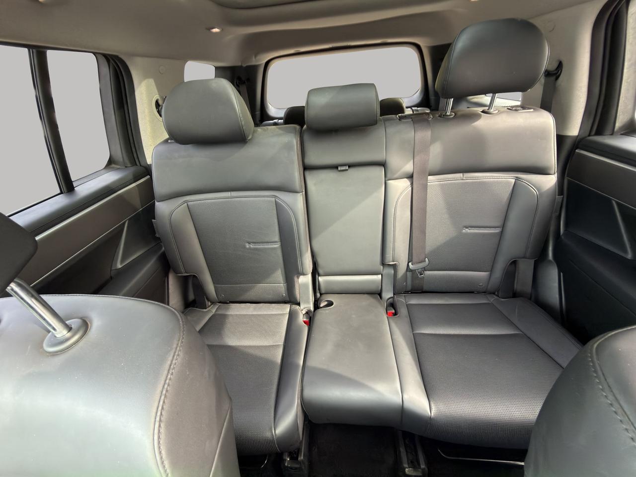 2025 Hyundai Santa Fe Hybrid Preferred | Trend PKG | Reverse Cam | Heated Seats Photo