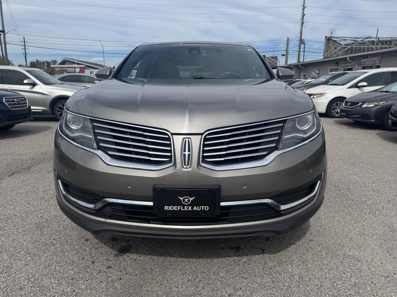 2016 Lincoln MKX Reserve Photo
