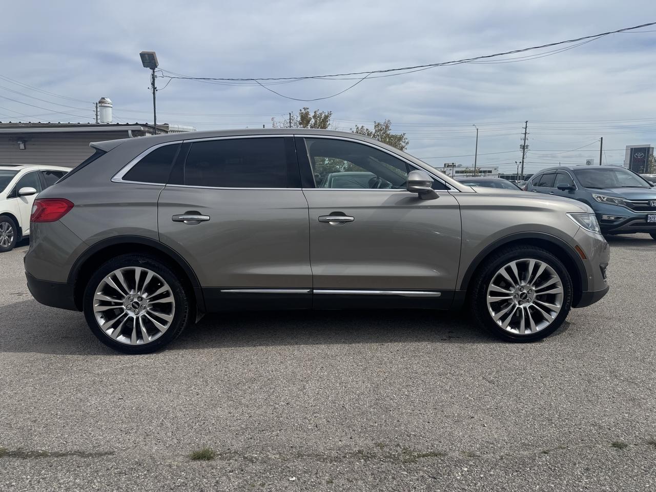 2016 Lincoln MKX Reserve Photo