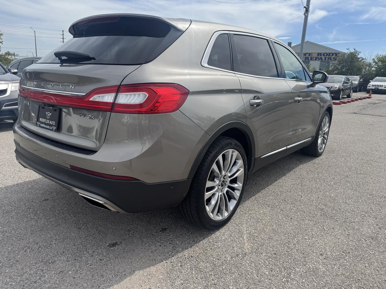 2016 Lincoln MKX Reserve Photo4