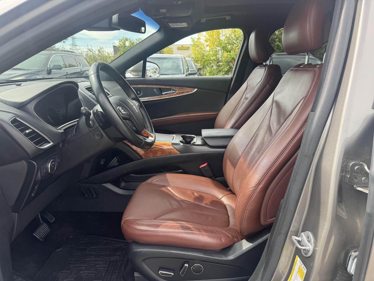 2016 Lincoln MKX Reserve Photo
