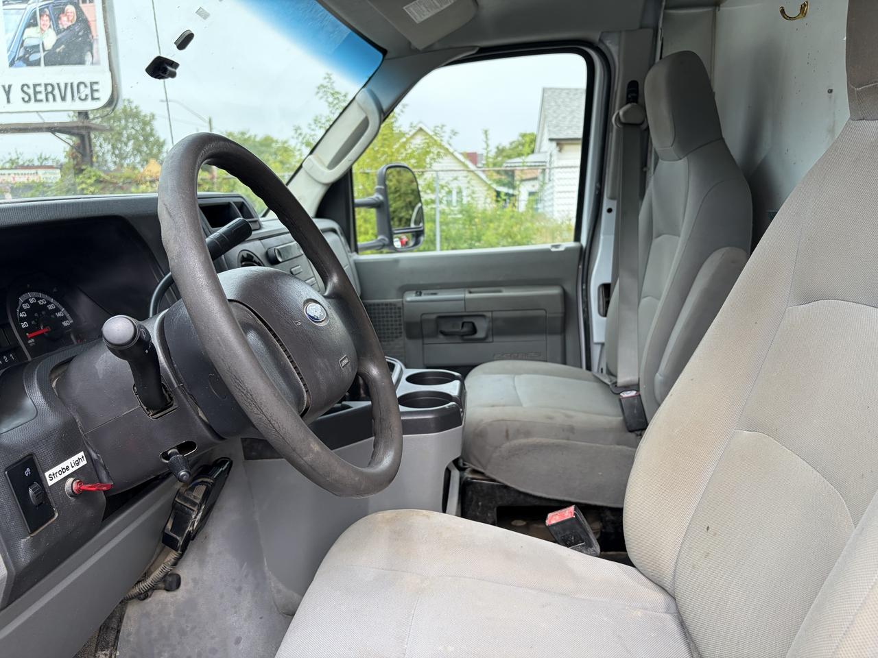 2019 Ford E-Series Cutaway  Photo