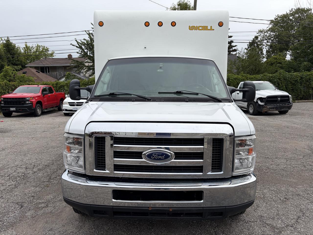 2019 Ford E-Series Cutaway  - Photo #1