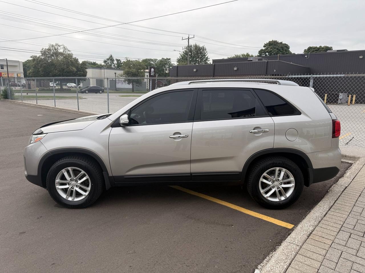 2015 Kia Sorento LX Photo