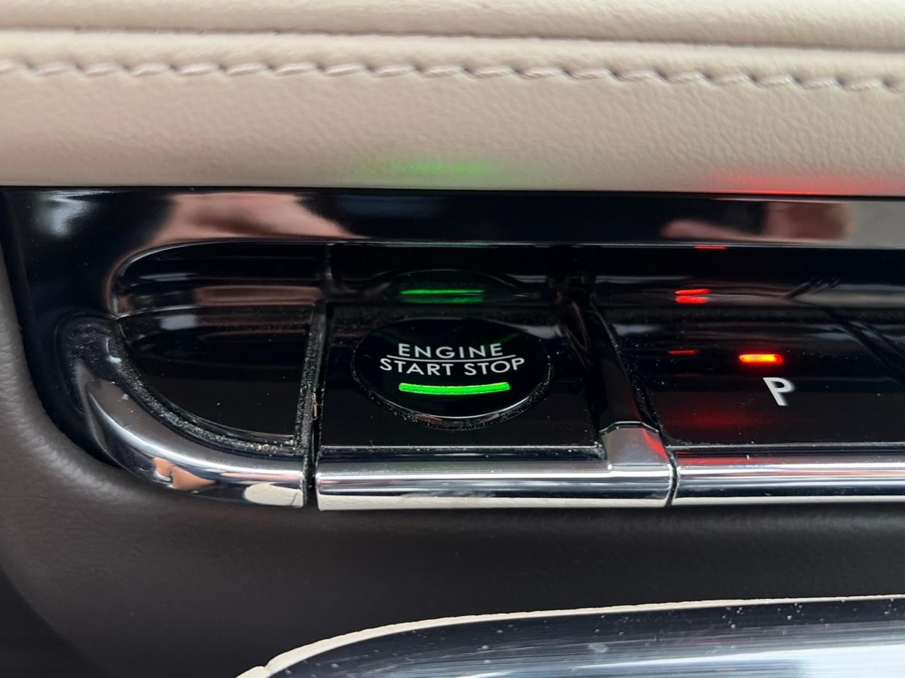 2022 Lincoln Nautilus Reserve AWD Photo