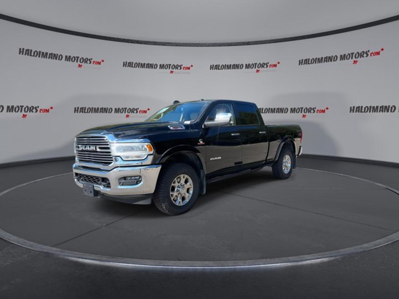 2022 RAM 2500 Laramie Crew Cab 6'4 Box 4x4 | No Accidents | Ventilated Seats | Heated Steering Wheel Photo