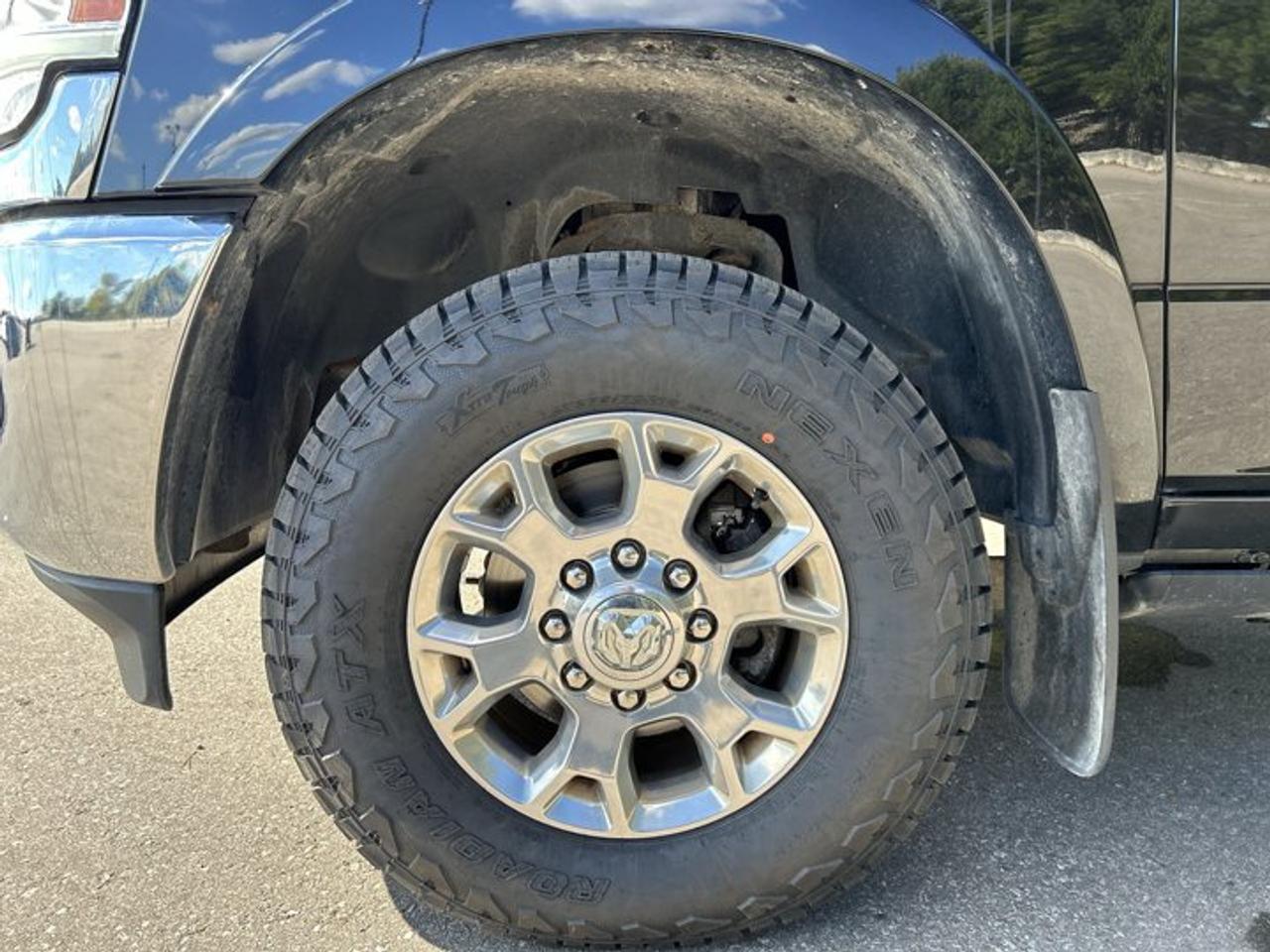 2022 RAM 2500 Laramie Crew Cab 6'4 Box 4x4 | No Accidents | Ventilated Seats | Heated Steering Wheel Photo