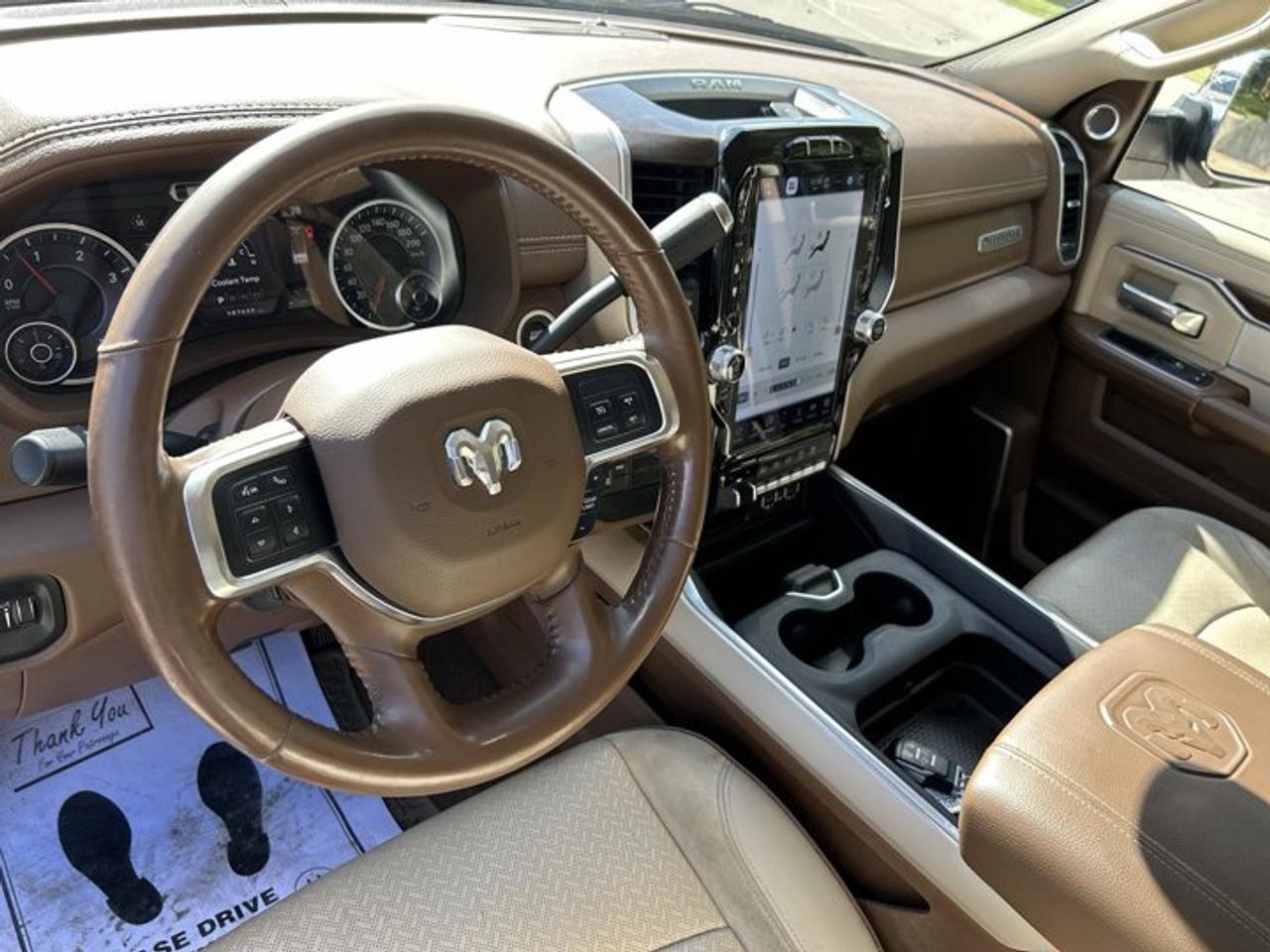 2022 RAM 2500 Laramie Crew Cab 6'4 Box 4x4 | No Accidents | Ventilated Seats | Heated Steering Wheel Photo