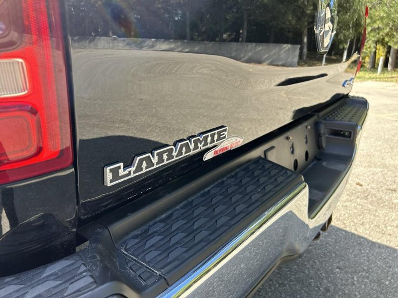 2022 RAM 2500 Laramie Crew Cab 6'4 Box 4x4 | No Accidents | Ventilated Seats | Heated Steering Wheel Photo