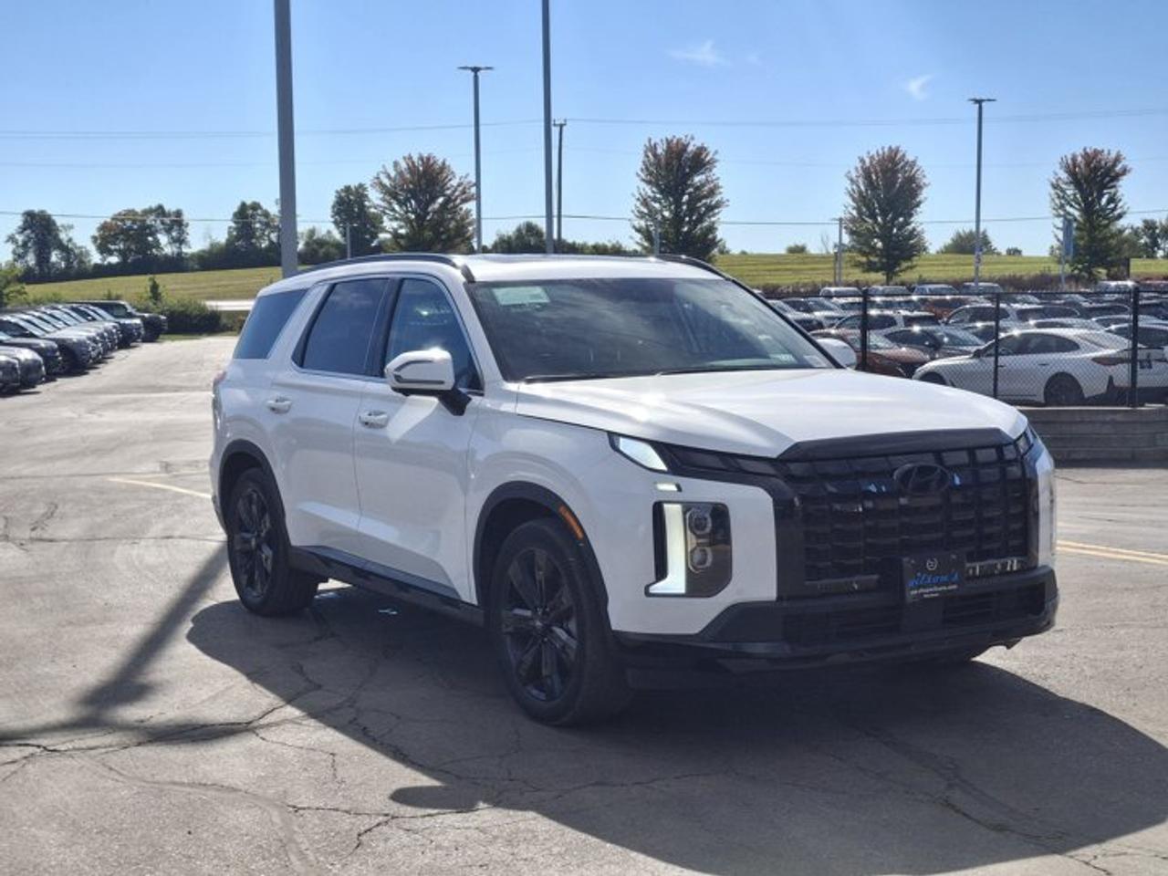 2025 Hyundai PALISADE Urban AWD | 8 Passenger | Leather | Sunroof | Heated Seats + Steering | Cooled Seats | BSM and More! Photo