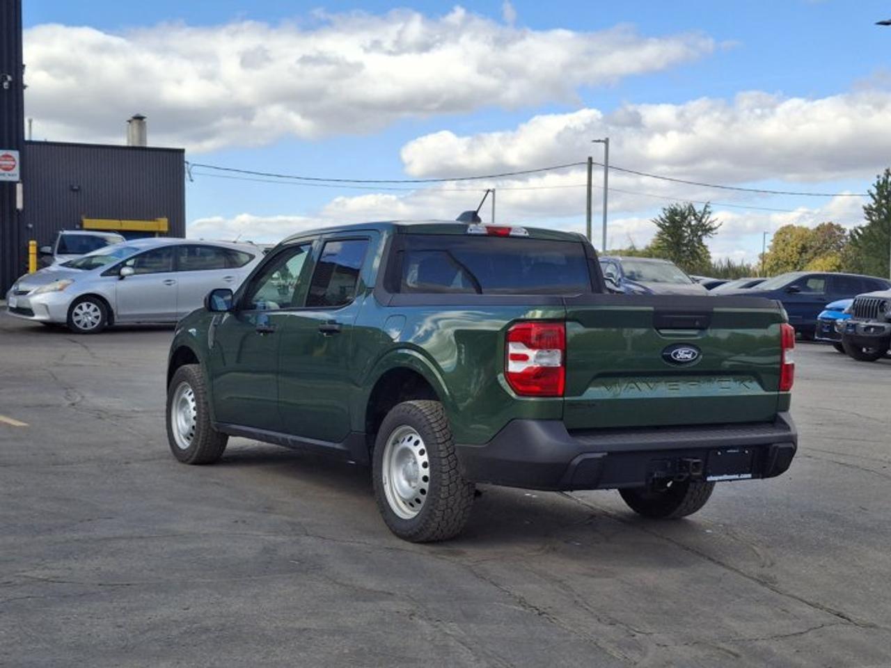 2025 Ford Maverick XL | 2K Hitch Receiver | CarPlay + Android | Cruise | Rear Camera | and More ! Photo